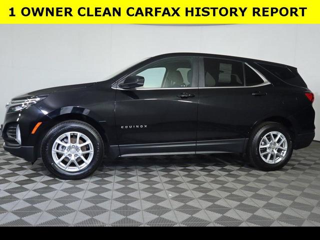 Photo of 2022 Mosaic Black Metallic Chevrolet Equinox
