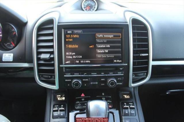 Photo of 2013 Black Porsche Cayenne