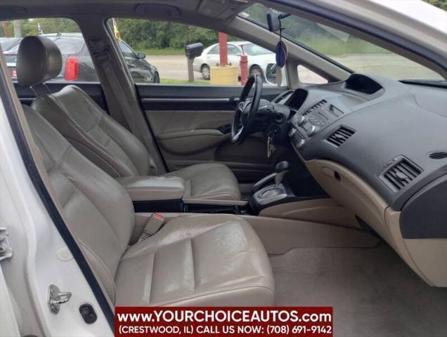 Photo of 2009 Taffeta White Honda Civic