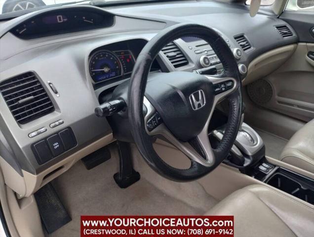 Photo of 2009 Taffeta White Honda Civic