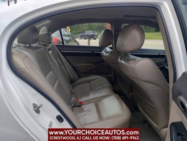 Photo of 2009 Taffeta White Honda Civic