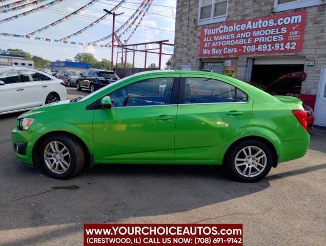 Photo of 2015 Dragon Green Metallic Chevrolet Sonic