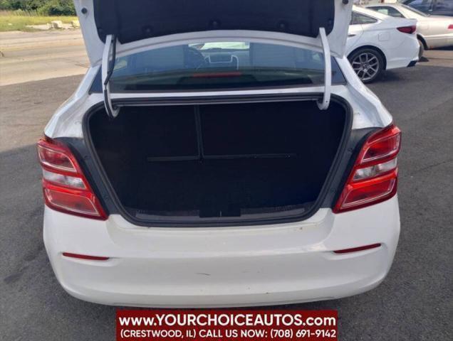 Photo of 2018 Summit White Chevrolet Sonic