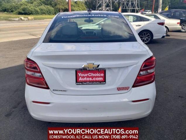 Photo of 2018 Summit White Chevrolet Sonic