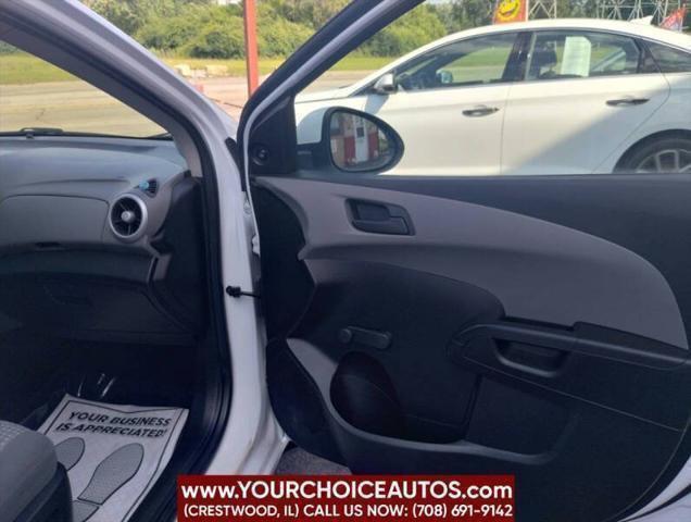 Photo of 2018 Summit White Chevrolet Sonic