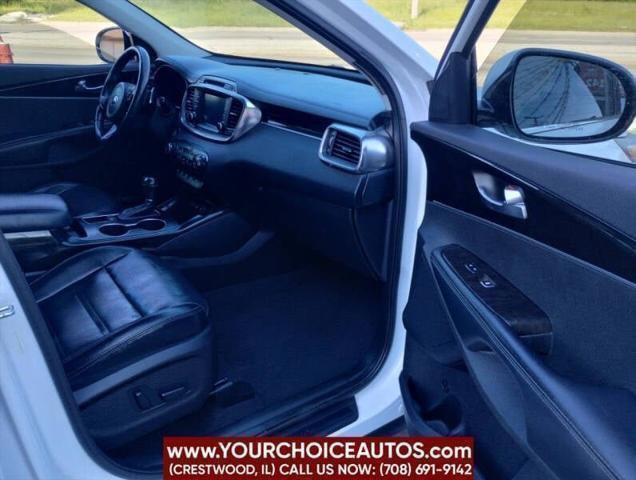 Photo of 2017 Snow White Pearl Kia Sorento