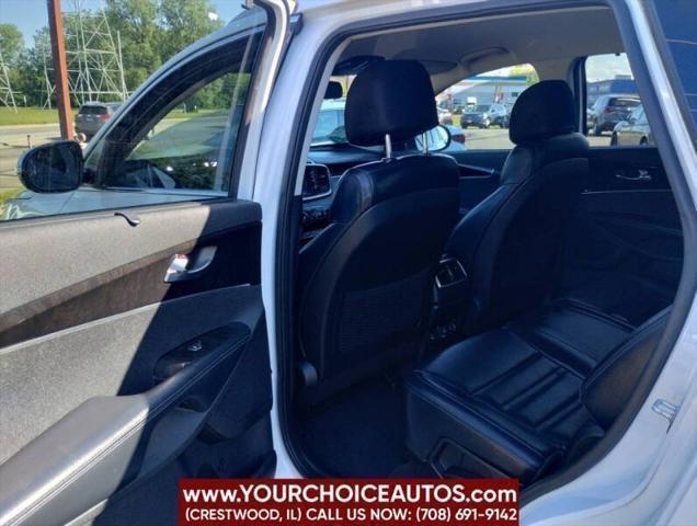 Photo of 2017 Snow White Pearl Kia Sorento