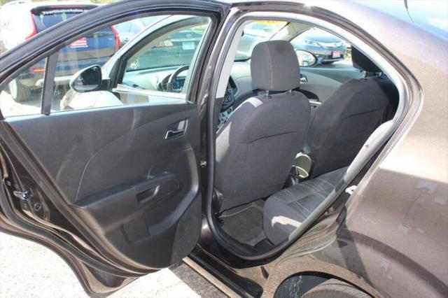 Photo of 2013 Mocha Bronze Metallic Chevrolet Sonic