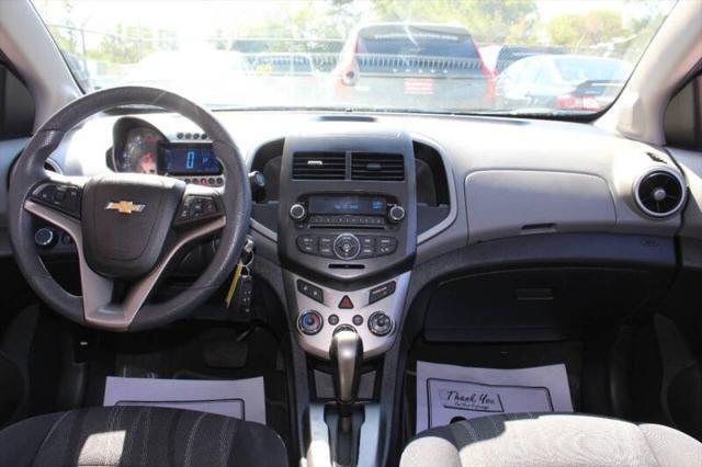 Photo of 2013 Mocha Bronze Metallic Chevrolet Sonic