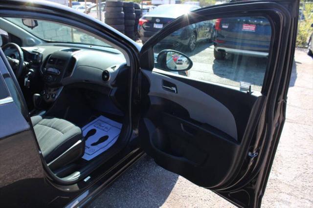 Photo of 2013 Mocha Bronze Metallic Chevrolet Sonic