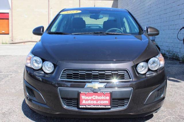 Photo of 2013 Mocha Bronze Metallic Chevrolet Sonic