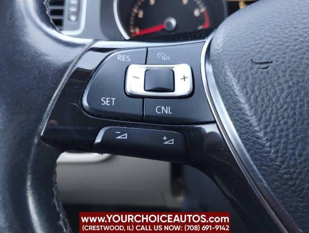 Photo of 2015 Black Volkswagen Jetta