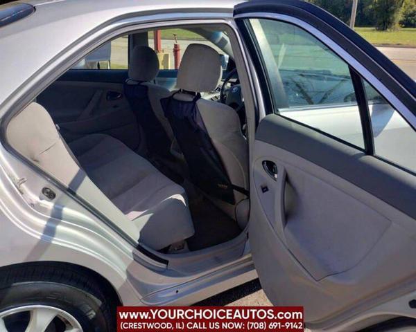 Photo of 2010 Classic Silver Metallic Toyota Camry