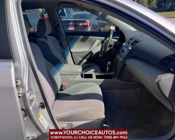 Photo of 2010 Classic Silver Metallic Toyota Camry