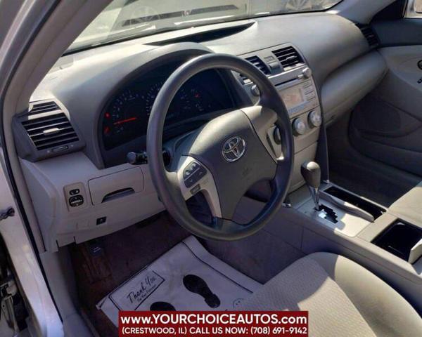 Photo of 2010 Classic Silver Metallic Toyota Camry
