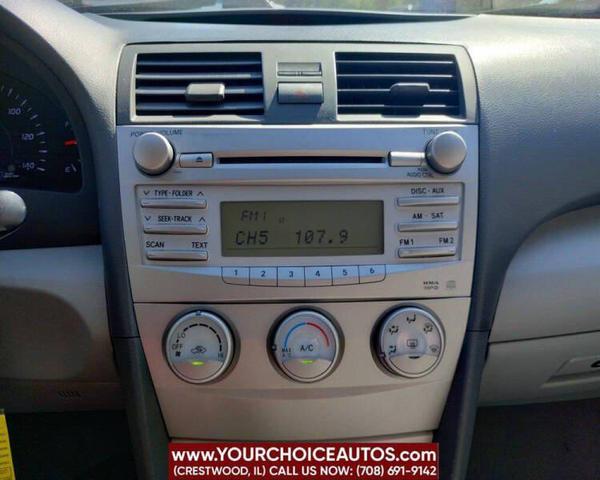 Photo of 2010 Classic Silver Metallic Toyota Camry