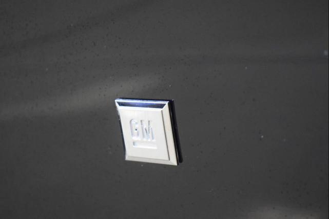 Photo of 2007 Mysterious (Black) Pontiac Solstice
