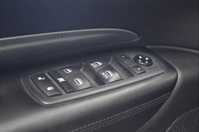 Photo of 2020 DB Black Clearcoat Dodge Durango