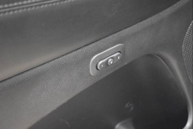 Photo of 2020 DB Black Clearcoat Dodge Durango
