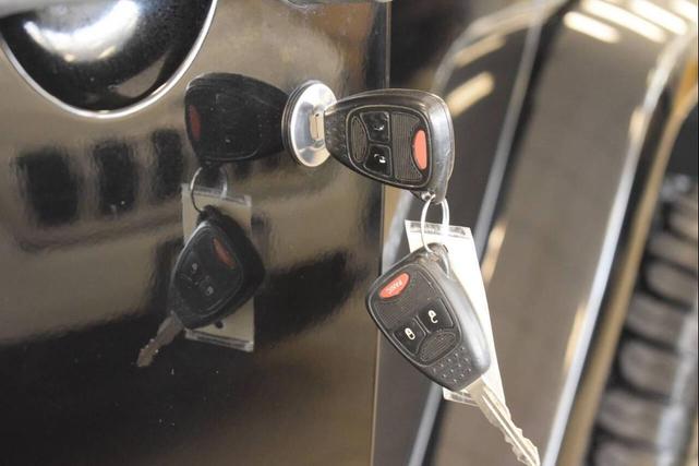 Photo of 2016 Black Clearcoat Jeep Wrangler Unlimited