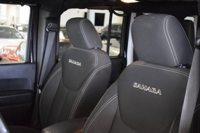 Photo of 2016 Black Clearcoat Jeep Wrangler Unlimited