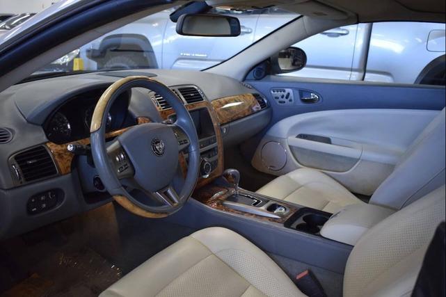 Photo of 2007 Liquid Silver Jaguar XK