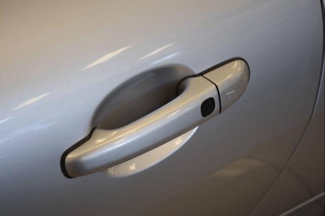 Photo of 2007 Liquid Silver Jaguar XK