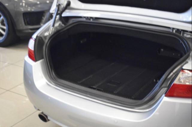 Photo of 2007 Liquid Silver Jaguar XK