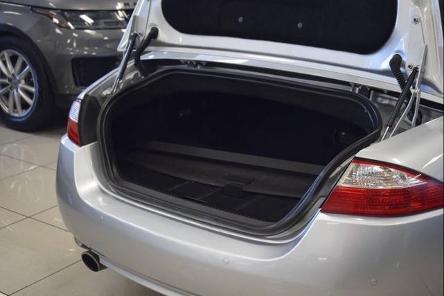 Photo of 2007 Liquid Silver Jaguar XK