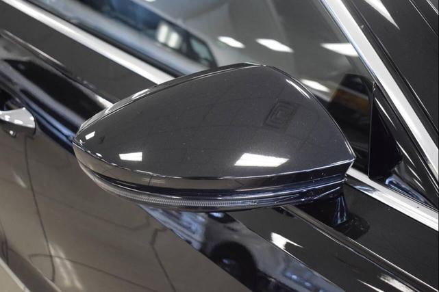 Photo of 2019 Mythos Black Metallic Audi A8