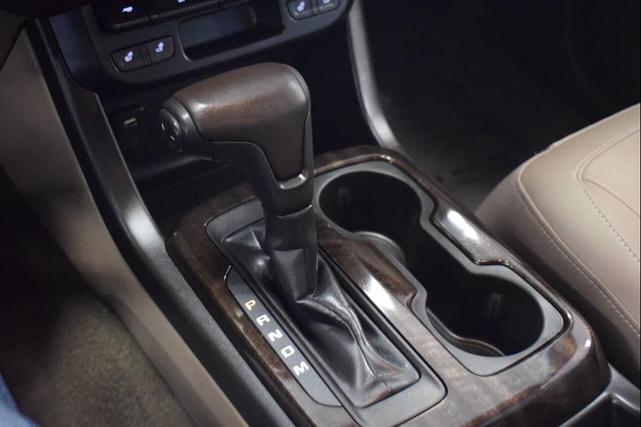 Photo of 2015 Bronze Alloy Metallic GMC Canyon