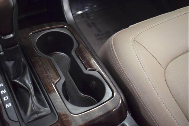 Photo of 2015 Bronze Alloy Metallic GMC Canyon