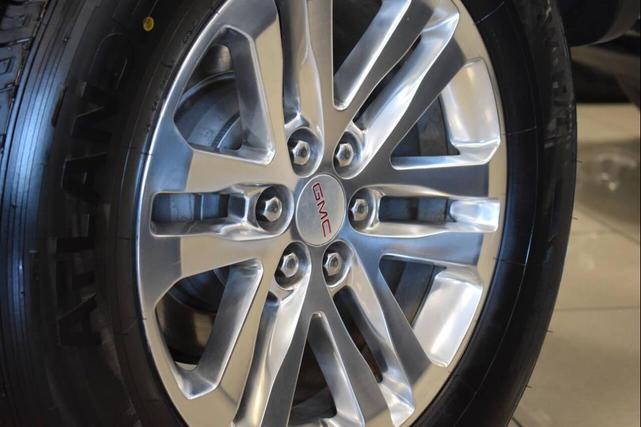 Photo of 2015 Bronze Alloy Metallic GMC Canyon