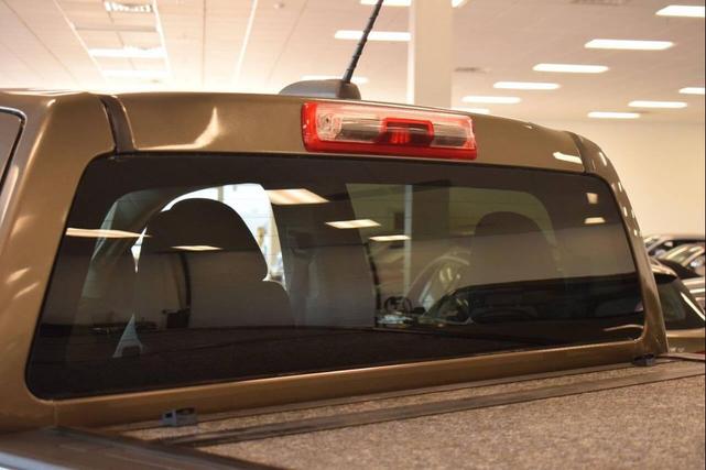 Photo of 2015 Bronze Alloy Metallic GMC Canyon