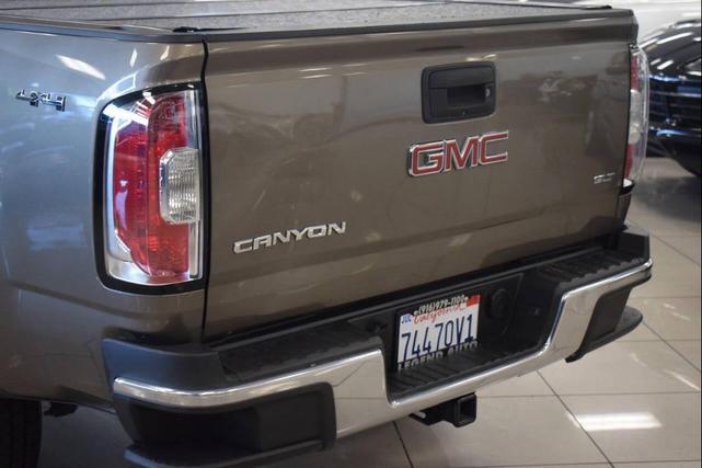 Photo of 2015 Bronze Alloy Metallic GMC Canyon