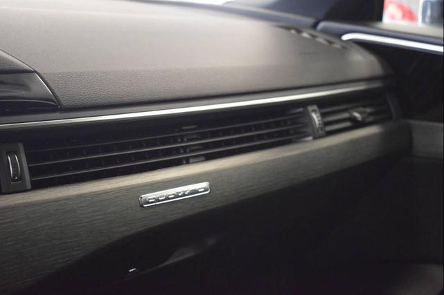 Photo of 2020 Manhattan Gray Metallic Audi A5 Sportback