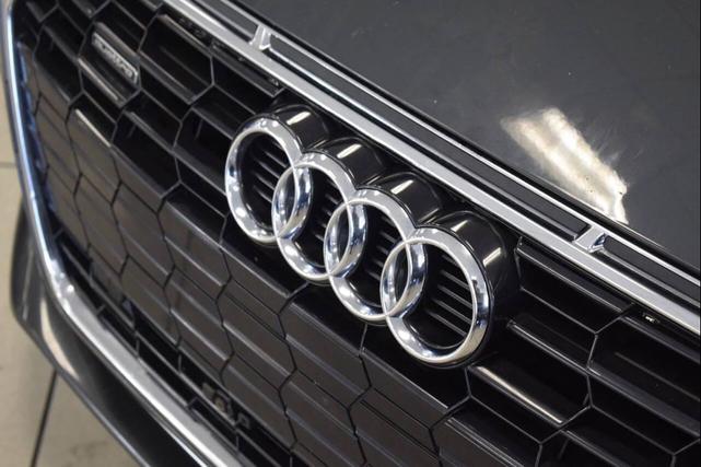 Photo of 2020 Manhattan Gray Metallic Audi A5 Sportback