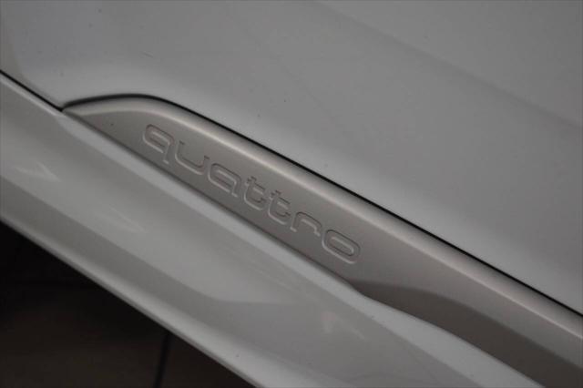Photo of 2020 White Audi Q7