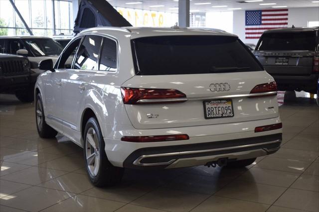 Photo of 2020 White Audi Q7
