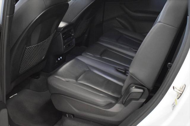 Photo of 2020 White Audi Q7