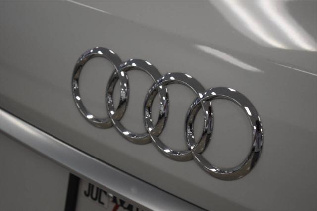 Photo of 2020 White Audi Q7