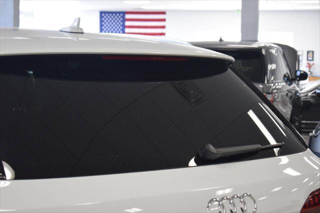 Photo of 2020 White Audi Q7
