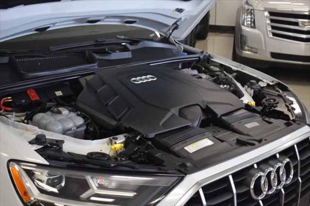 Photo of 2020 White Audi Q7
