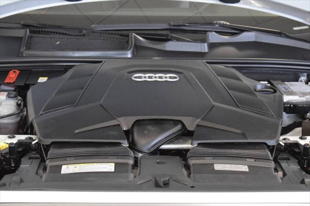 Photo of 2020 White Audi Q7