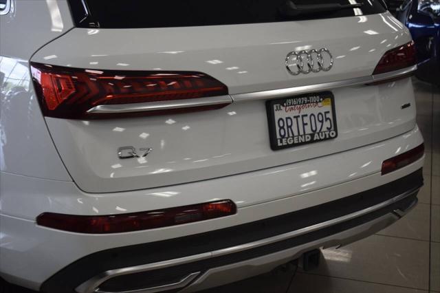 Photo of 2020 White Audi Q7
