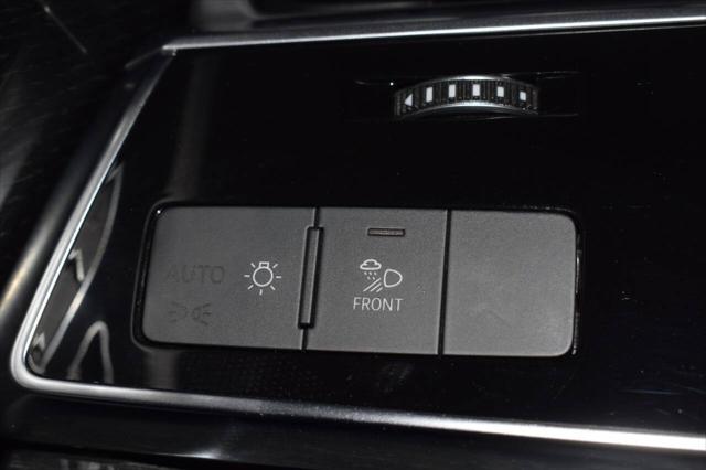 Photo of 2020 White Audi Q7