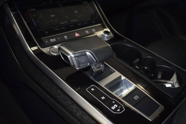 Photo of 2020 White Audi Q7
