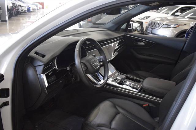 Photo of 2020 White Audi Q7