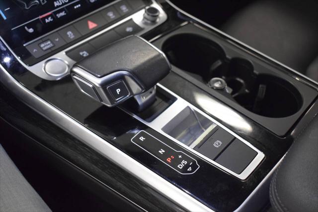 Photo of 2020 White Audi Q7