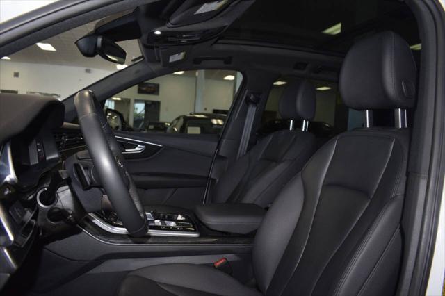 Photo of 2020 White Audi Q7
